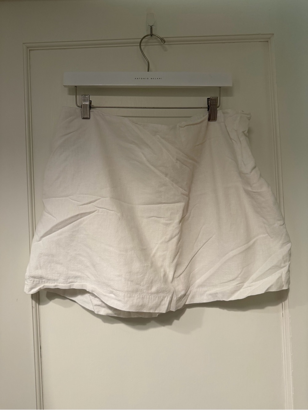 Abercrombie & Fitch White Women's Skort